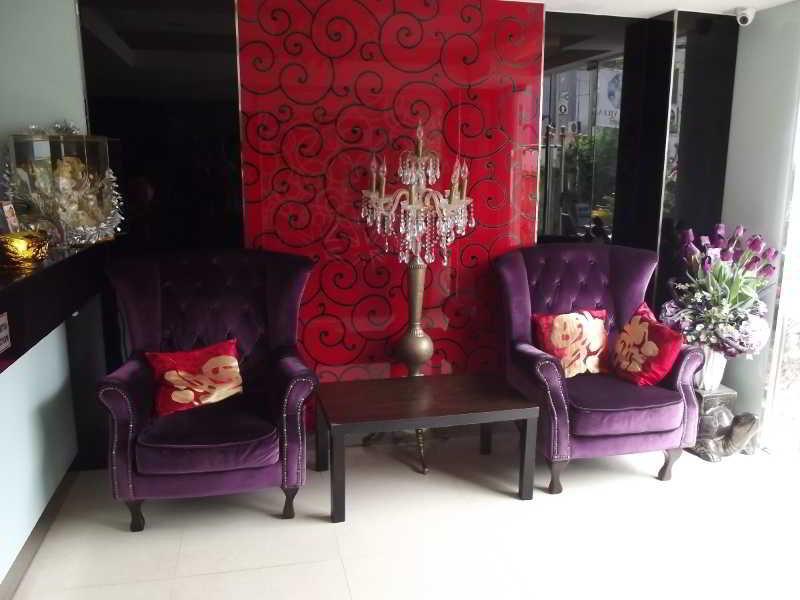 Richly Villa Bangkok Buitenkant foto