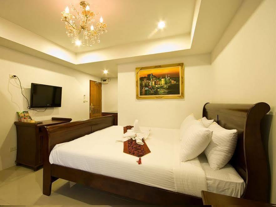 Richly Villa Bangkok Buitenkant foto