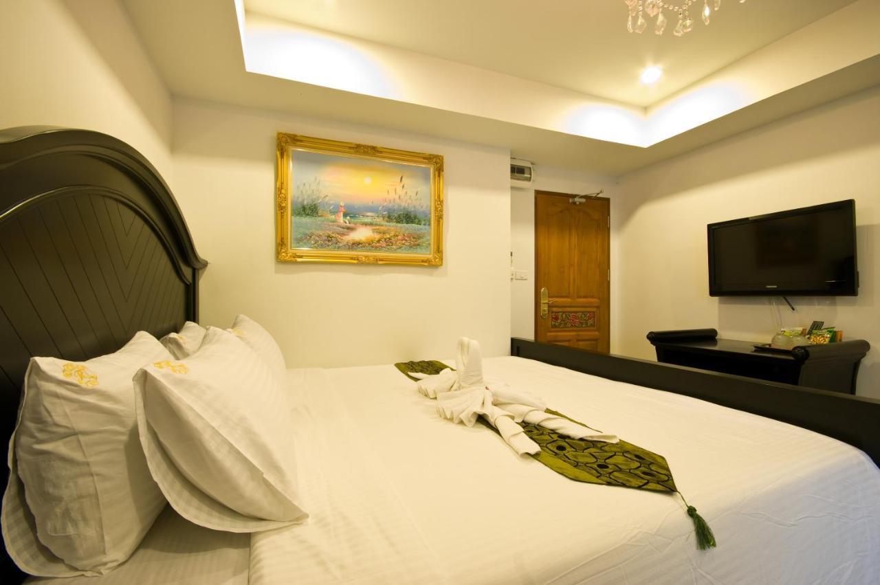 Richly Villa Bangkok Buitenkant foto