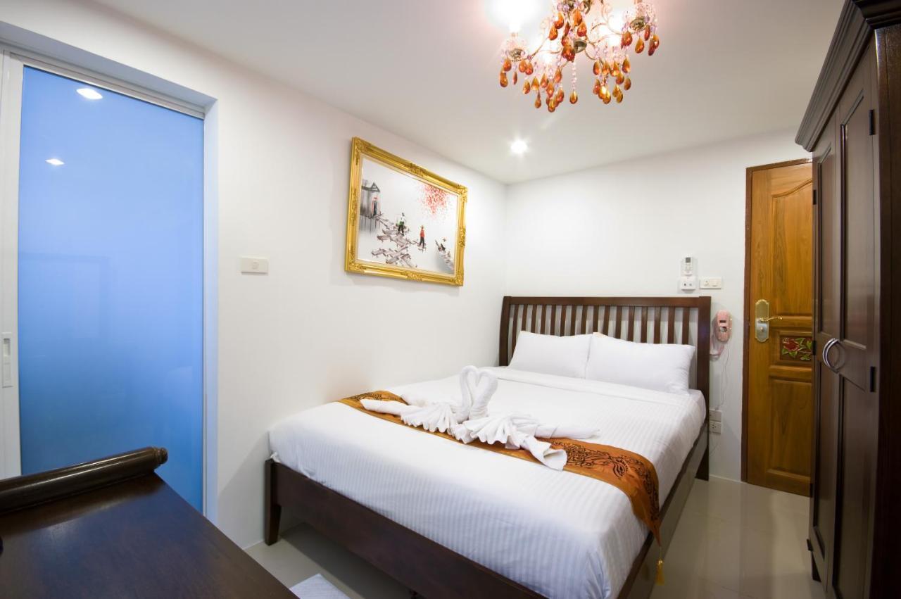 Richly Villa Bangkok Buitenkant foto
